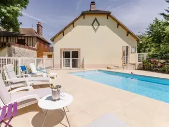 Casa rural en Balnot sur Laignes,Gîte confort avec piscine chauffée, Champagne offert, au cœur du vignoble, proche de Troyes FR-1-543-15 N°833947