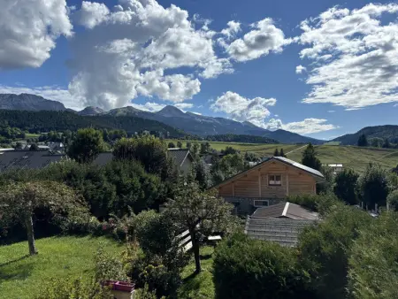 Charmant appartement fonctionnel près du centre bourg, balcon et parking gratuit - Photo 5