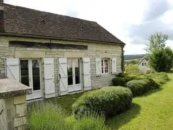 Casa rural en Vitry le Croisé,Charmante maison avec cheminée, jardin privé, proche de Nigloland et vignobles, à 45 km de Troyes FR-1-543-158 N°834055