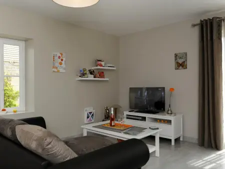 Gîte charmant avec terrasse, jardin et parking près de Troyes - Photo 2