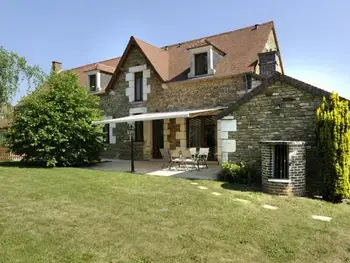 Casa rural en Prusy,Maison de caractère avec piscine, jardin privé et activités familiales à 40 km de Troyes FR-1-543-173 N°834065