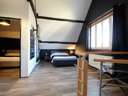 Gîte de Charme avec Piscine Chauffée, Jardin Privatif et Proximité de Sites Touristiques - Photo 3