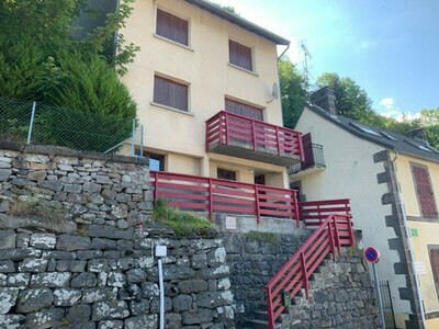 Location Appartement à Mont Dore,APPARTEMENT F3 DEUX CHAMBRES FR-1-415-93 N°887200