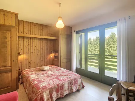 Appartement cosy 3 pièces avec cheminée et parking couvert au pied des pistes à Combloux - Photo 2