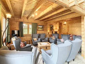 Chalet en Demi Quartier,Chalet confortable face aux pistes – 13 couchages, garage, ski room, proche Combloux et Megève FR-1-560-36 N°834099