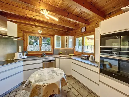 Chalet confortable face aux pistes – 13 couchages, garage, ski room, proche Combloux et Megève - Photo 1