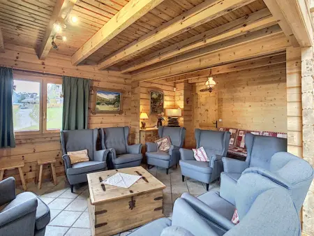 Chalet confortable face aux pistes – 13 couchages, garage, ski room, proche Combloux et Megève - Photo 6