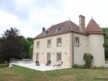 Casa rural en Bizou,Maison de charme avec tour, jardin arboré et étang à Bizou - 6 pers, tout équipé, WiFi, terrasse FR-1-497-139 N°834102