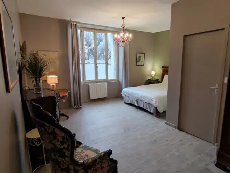 T2 de Standing avec Jardin, Terrasse et WI-FI au Centre de La Roche-Posay - Photo 8