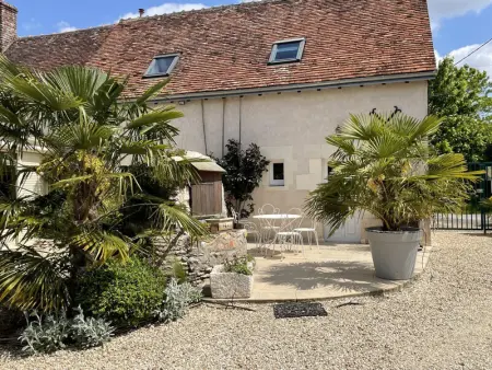 Gîte confort aux portes des châteaux, jardin, terrasse, WIFI, vélos, proche A85 et balades nature - Photo 1