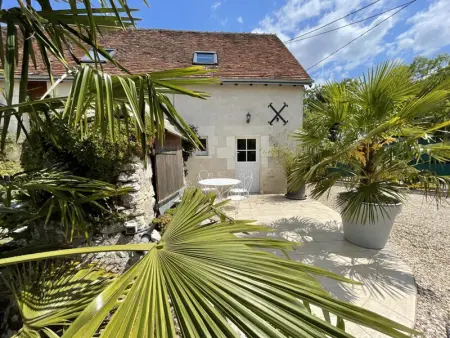 Gîte confort aux portes des châteaux, jardin, terrasse, WIFI, vélos, proche A85 et balades nature - Photo 2