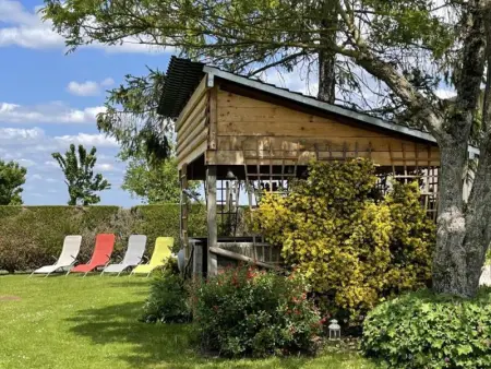 Gîte confort aux portes des châteaux, jardin, terrasse, WIFI, vélos, proche A85 et balades nature - Photo 4