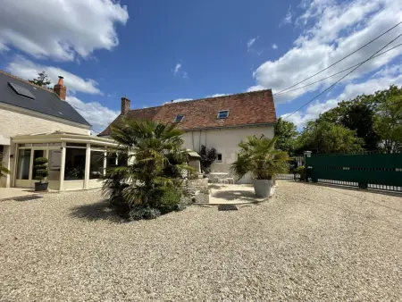 Gîte confort aux portes des châteaux, jardin, terrasse, WIFI, vélos, proche A85 et balades nature - Photo 25