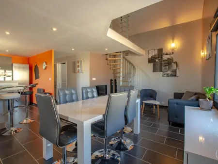 Maison charmante avec jardin proche de Provins et Nogent, idéale pour familles - Photo 4