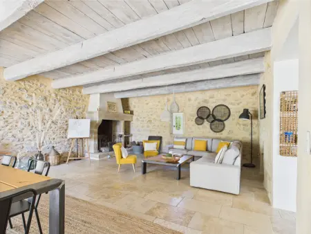 Magnifique Mas Provençal avec Piscine à Eygalières - 19 Couchages, 8 Chambres, Billard, et Plus ! - Photo 10