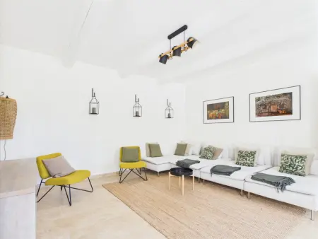 Magnifique Mas Provençal avec Piscine à Eygalières - 19 Couchages, 8 Chambres, Billard, et Plus ! - Photo 13