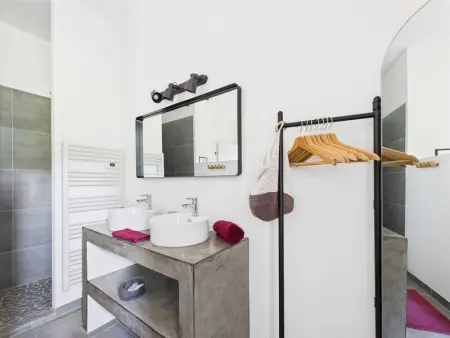 Magnifique Mas Provençal avec Piscine à Eygalières - 19 Couchages, 8 Chambres, Billard, et Plus ! - Photo 17