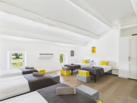 Magnifique Mas Provençal avec Piscine à Eygalières - 19 Couchages, 8 Chambres, Billard, et Plus ! - Photo 29