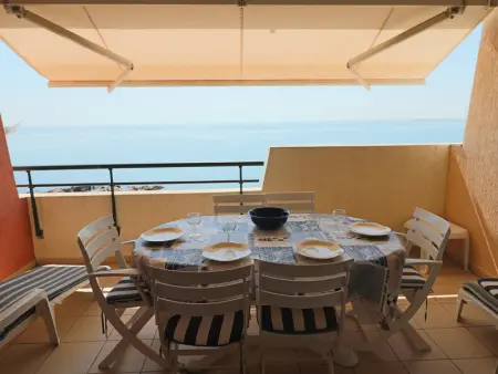 Appartement Climatisé Front de Mer avec Terrasse, Piscine, et Garage Privatif à Sète - Photo 7