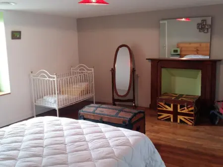 Maison ancienne avec insert et animaux autorisés - Photo 10