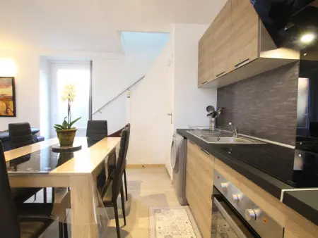 Charmant gîte au cœur de Barfleur, près du port, avec cour privée et animaux acceptés - Photo 8