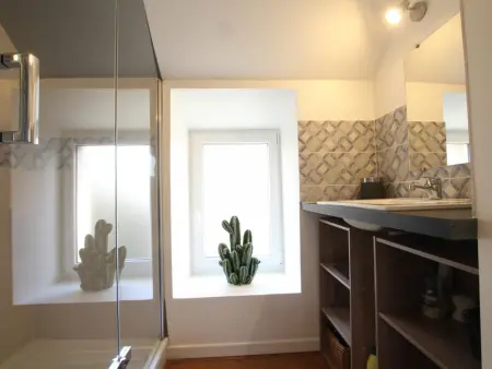 Charmant gîte au cœur de Barfleur, près du port, avec cour privée et animaux acceptés - Photo 10