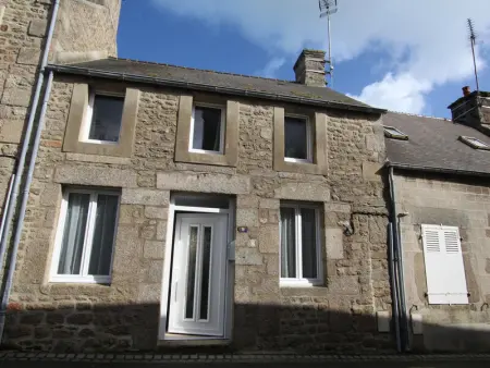 Charmant gîte au cœur de Barfleur, près du port, avec cour privée et animaux acceptés - Photo 14