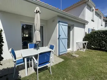 Haus in Saint Brevin les Pins,Maisonnette 4 pers avec terrasse privée et accès piscine, proche océan - Saint-Brevin-les-Pins FR-1-364-102 N°834284