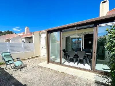 Maison à Bretignolles sur Mer, Maison tout confort proche plage avec véranda et parking privatif - L834288