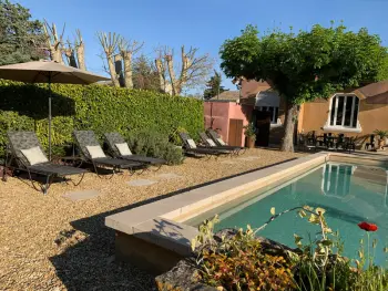 Casa en Verquiéres,Maison 1930 avec piscine, proche Alpilles, Avignon. 4 chambres, clim, pétanque, équipements familiaux. FR-1-599-15 N°834291