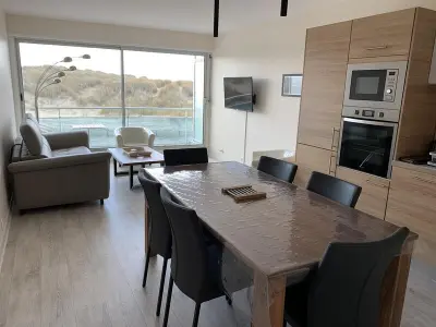 Appartement à Fort Mahon Plage, Appartement rénové avec garage privé, balcon et vue mer - L887311