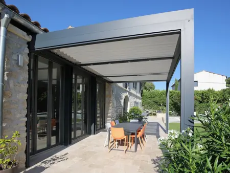 **Charmant Mas Rénové avec Piscine et Jardin au Cœur de la Provence!** - Photo 4