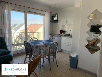 Appartement à Fort Mahon Plage, Studio cosy à 70m de la plage avec balcon exposé nord - Proche commerces et restaurants FR-1-482-88 N°887316