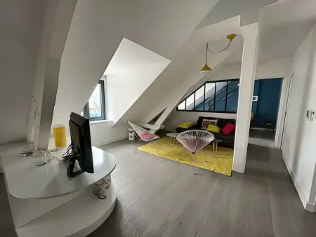 Duplex de standing en centre-ville avec parking, proche port et plage - Photo 8