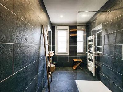 Maison de Charme 4 Chambres, 50m de la Mer, Centre des Sables d'Olonne - Photo 25