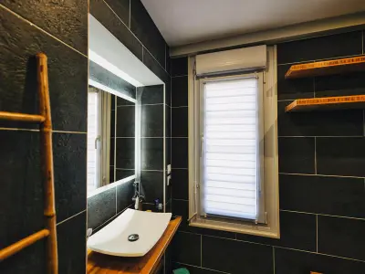 Maison de Charme 4 Chambres, 50m de la Mer, Centre des Sables d'Olonne - Photo 27