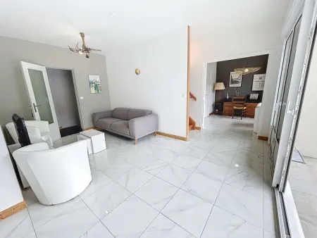 Maison calme, proche plage et commerces à Jullouville, jardin clos, 3 chambres, idéale vacances - Photo 4