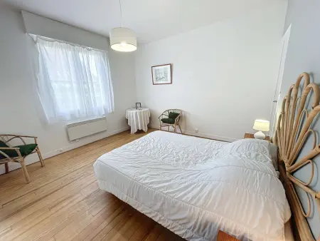 Maison calme, proche plage et commerces à Jullouville, jardin clos, 3 chambres, idéale vacances - Photo 9