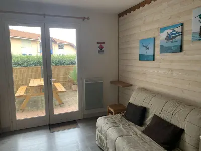Appartement à Biscarrosse Plage, Appartement à deux pas de la mer, Biscarrosse Plage - 4 pers. - Terrasse et Parking inclus - L887393