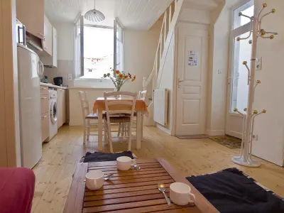 Maison à Les Sables d'Olonne, Maison de pêcheur typique à 400m du quai, proche plage, animaux bienvenus, WiFi en option - L834493