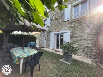 Gite à Thiré,Maison Authentique avec Cour Privée, Wifi et Proximité Activités – Thiré, Vendée FR-1-426-396 N°834517