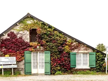 Gite in Le Gavre,Charmante Maison Familiale à la Campagne, Proche Forêt, avec Wifi, Ping-Pong et Panier de Basket FR-1-306-1152 N°834532