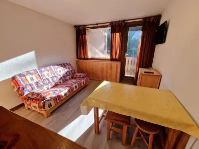 Appartement à Valfréjus, Charmant Studio 4 Pers. - Proche des Pistes et Commerces, Calme et Ensoleillé - L956244