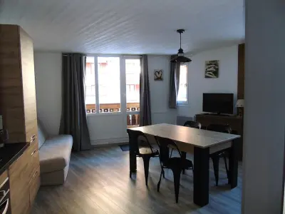 Appartement à Valfréjus, Appartement rénové 2 pièces pour 4 pers, balcon, proche télécabine, commerces, et écoles de ski - L887653