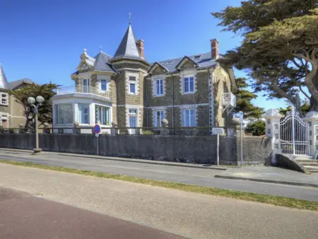 Gîte en Bord de Mer à Saint-Michel-Chef-Chef - Terrasse, Parking, Équipements Familiaux - Photo 1