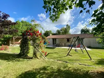 Casa rural en Frossay,Gîte de campagne avec jardin clos, 3 chambres, terrasse, basse-cour, et terrain de pétanque FR-1-306-918 N°834542