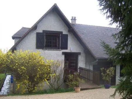 Voici une suggestion de titre :

Gîte charmant près de Nancy avec climatisation, WiFi, barbecue et parking privé - Photo 5