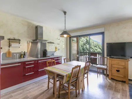 Bel appartement 4 pers, terrasse, parking privé, proche ski et thermes - Photo 1