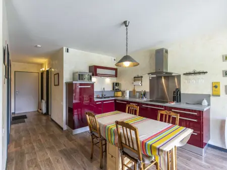 Bel appartement 4 pers, terrasse, parking privé, proche ski et thermes - Photo 6