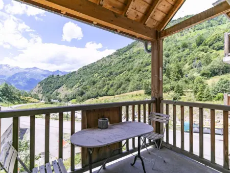 Bel appartement 4 pers, terrasse, parking privé, proche ski et thermes - Photo 7